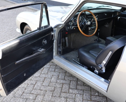 051img071aston martin db6 051img071aston Martin Db6