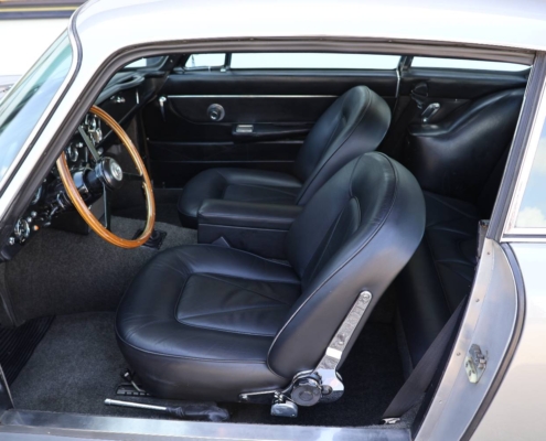 053img082aston martin db6 053img082aston Martin Db6
