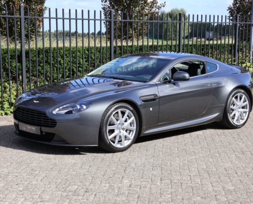 002aston Martin V8 Vantage (65)