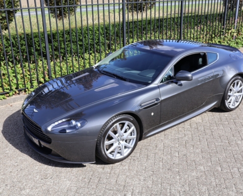 003aston Martin V8 Vantage (66)