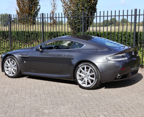 006aston Martin V8 Vantage (64)