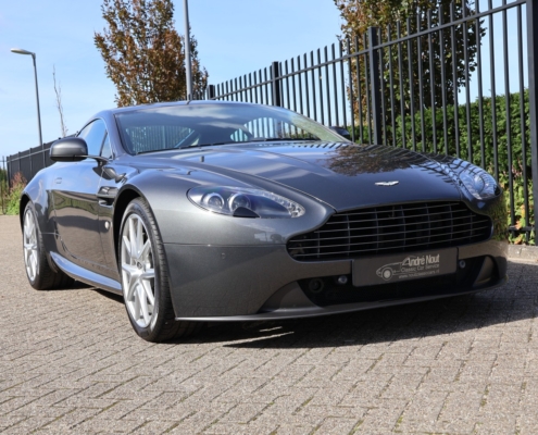 017aston Martin V8 Vantage (22)