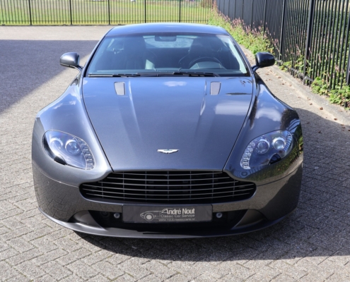 018aston Martin V8 Vantage (24)