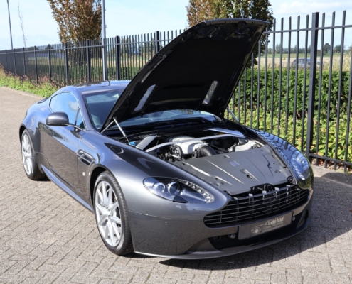 039aston Martin V8 Vantage (36)