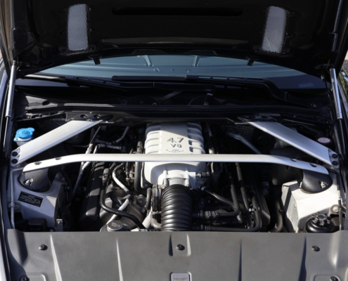 041aston Martin V8 Vantage (38)