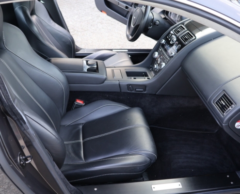 057aston Martin V8 Vantage (48)