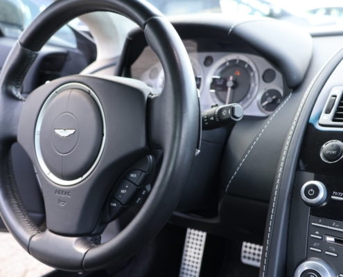 058aston Martin V8 Vantage (54)