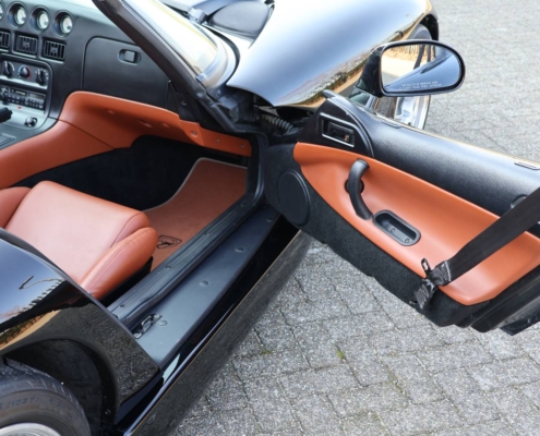 052img065dodge Viper Rt10