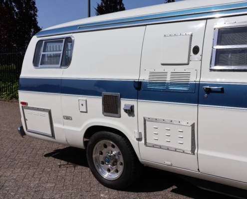 024img028dodge camper 024img028dodge Camper