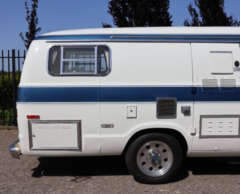 025img029dodge camper 025img029dodge Camper