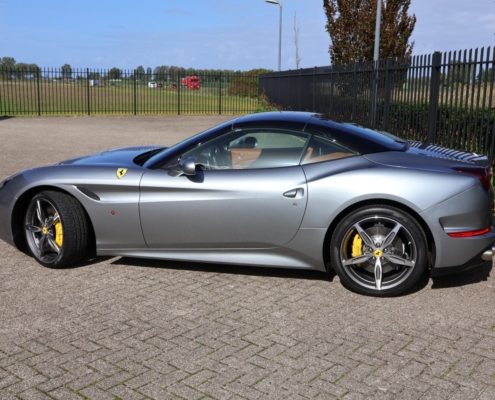 021ferrari California T Hele (3)