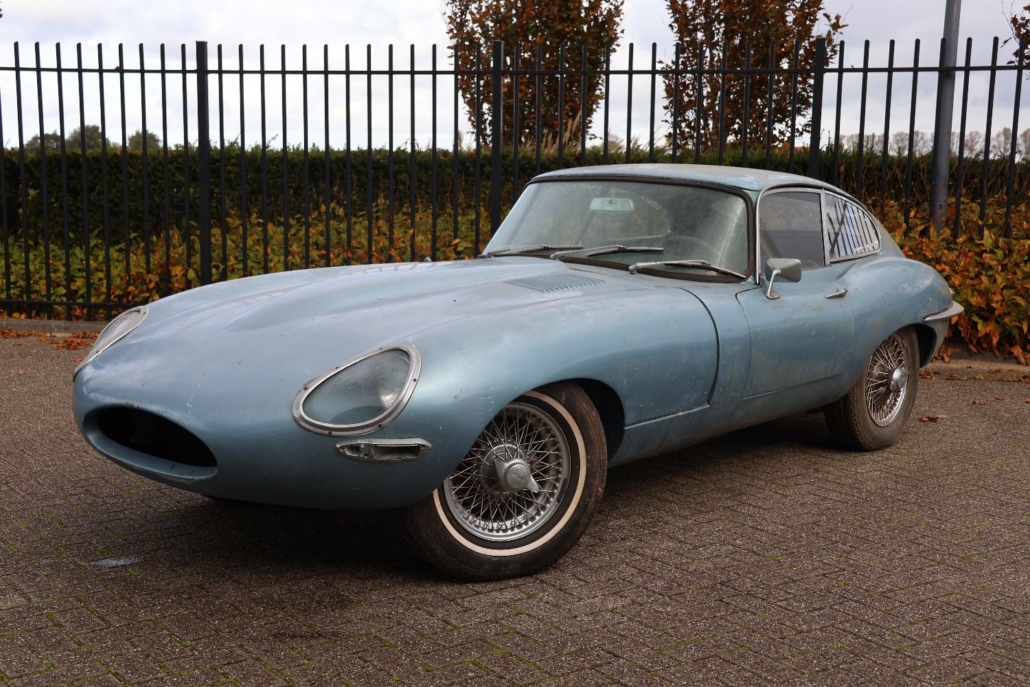 001img007jaguar E Type 4.2 Fhc