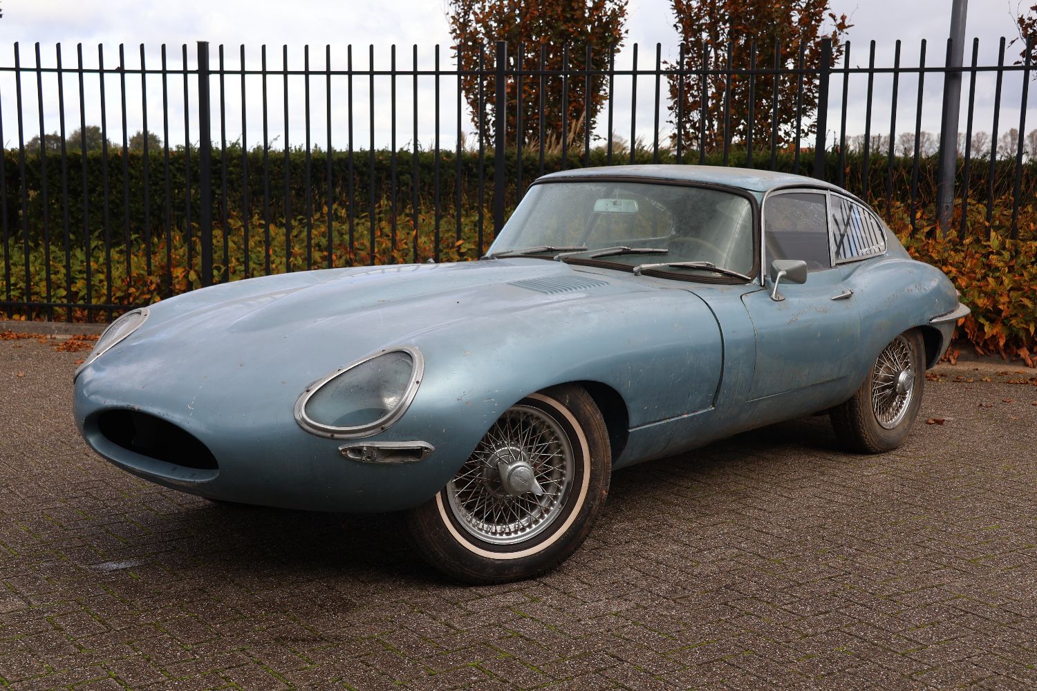 001img007jaguar E Type 4.2 Fhc