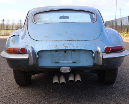 006img025jaguar E Type 4.2 Fhc