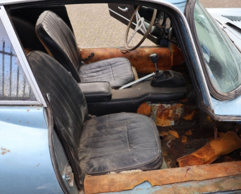 024img017jaguar E Type 4.2 Fhc