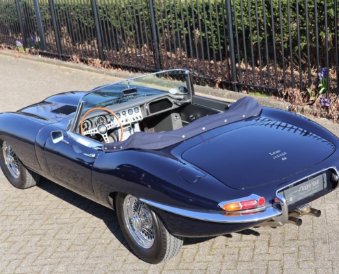 007img024jaguar E Type 4.2 Ots