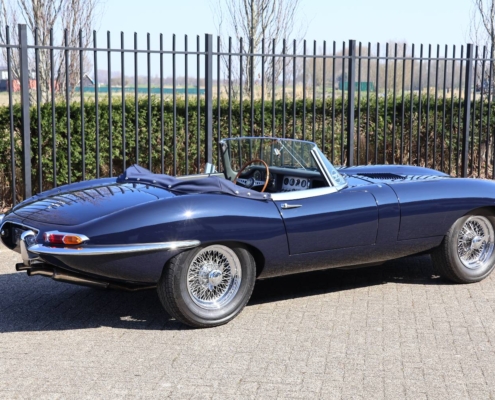 011img059jaguar E Type 4.2 Ots