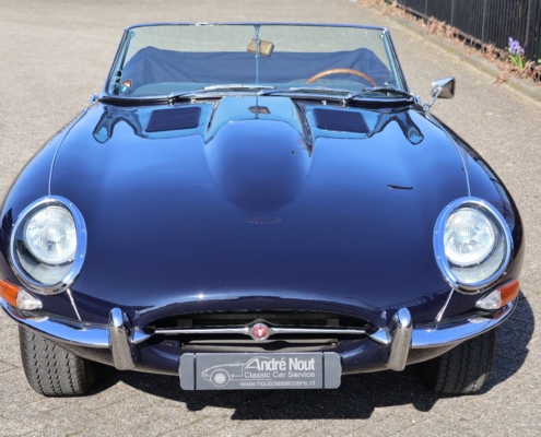 018img048jaguar E Type 4.2 Ots