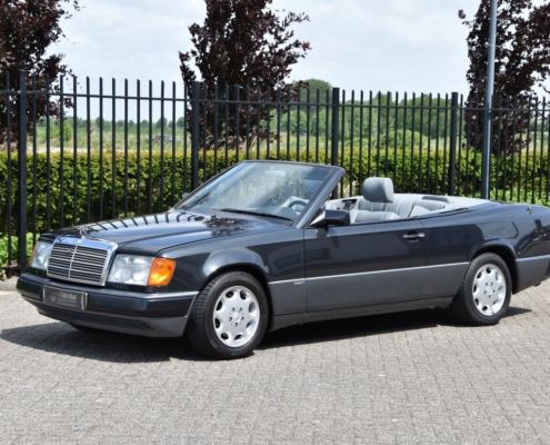 002img038mercedes 300 Ce 24 Ch124 Cabriolet
