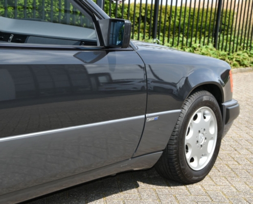 024img119mercedes 300 Ce 24 Ch124 Cabriolet