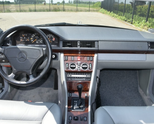 050img068mercedes 300 Ce 24 Ch124 Cabriolet