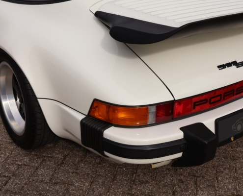 029porsche 911 Targa Wit (13)