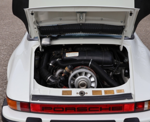 040porsche 911 Targa Wit (23)