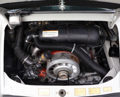 041porsche 911 Targa Wit (24)