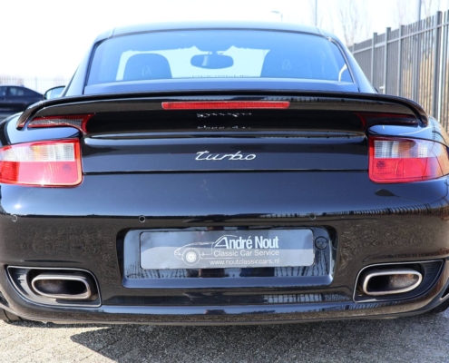 010img021porsche 911 Turbo 997