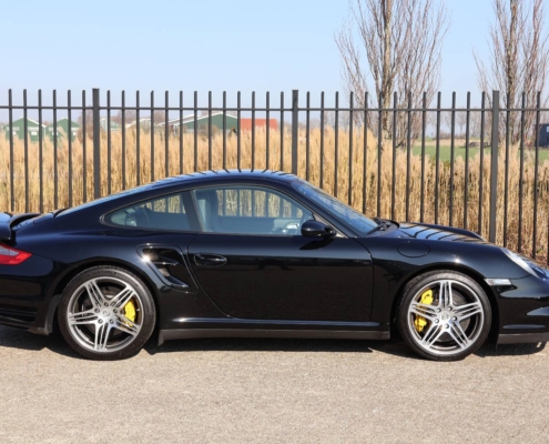 014img028porsche 911 Turbo 997