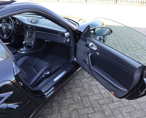 046img056porsche 911 Turbo 997