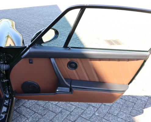 046img052porsche 964 Carrera 2 Wide Body