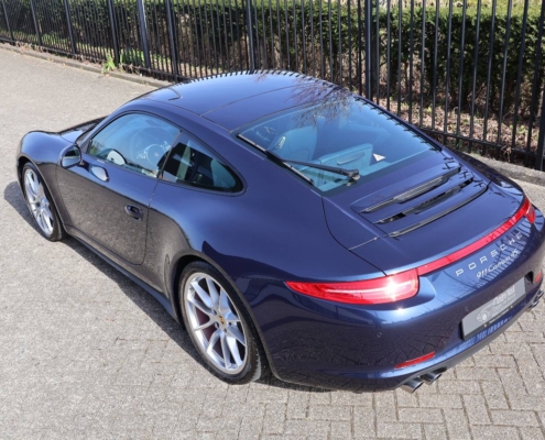 007img007porsche 991 Carrera 4s