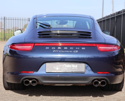 010img006porsche 991 Carrera 4s