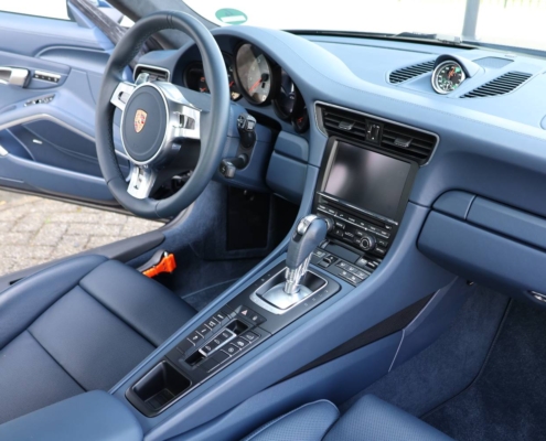 051img074porsche 991 Carrera 4s