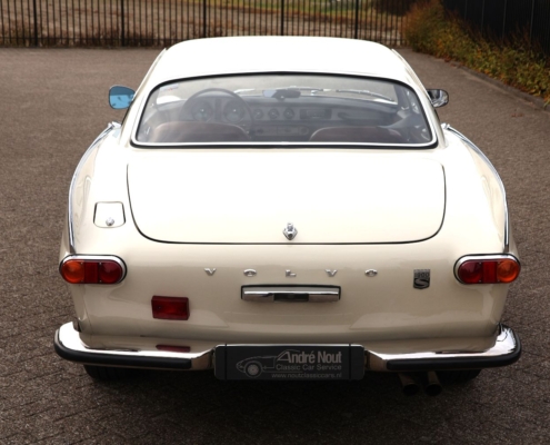 009img019volvo P1800