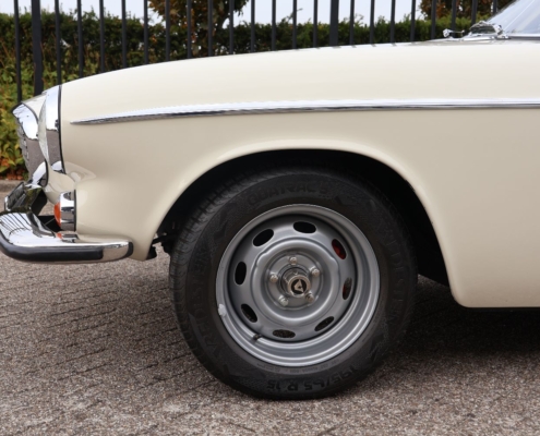 021img009volvo P1800