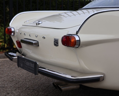 025img047volvo P1800