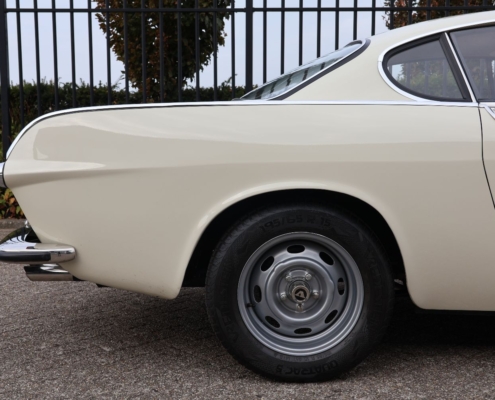 026img050volvo P1800