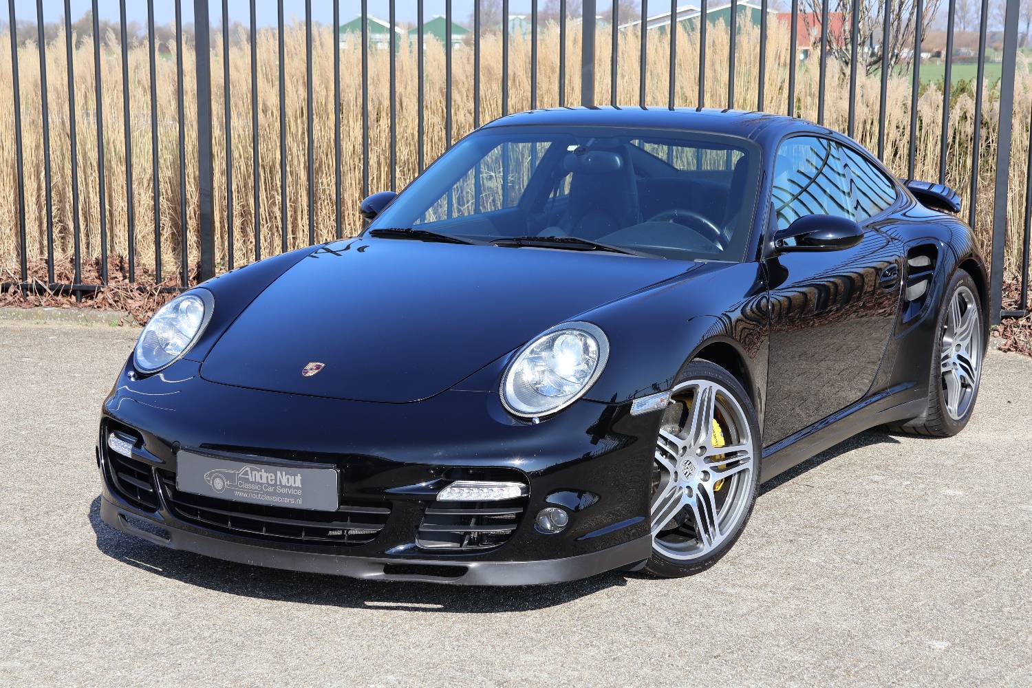 001img001porsche 911 Turbo 997