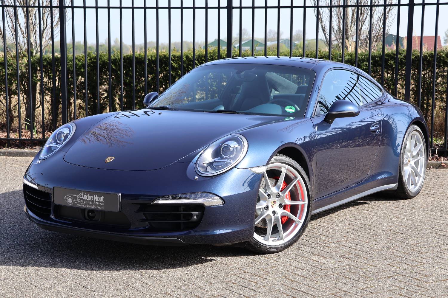 001img002porsche 991 Carrera 4s
