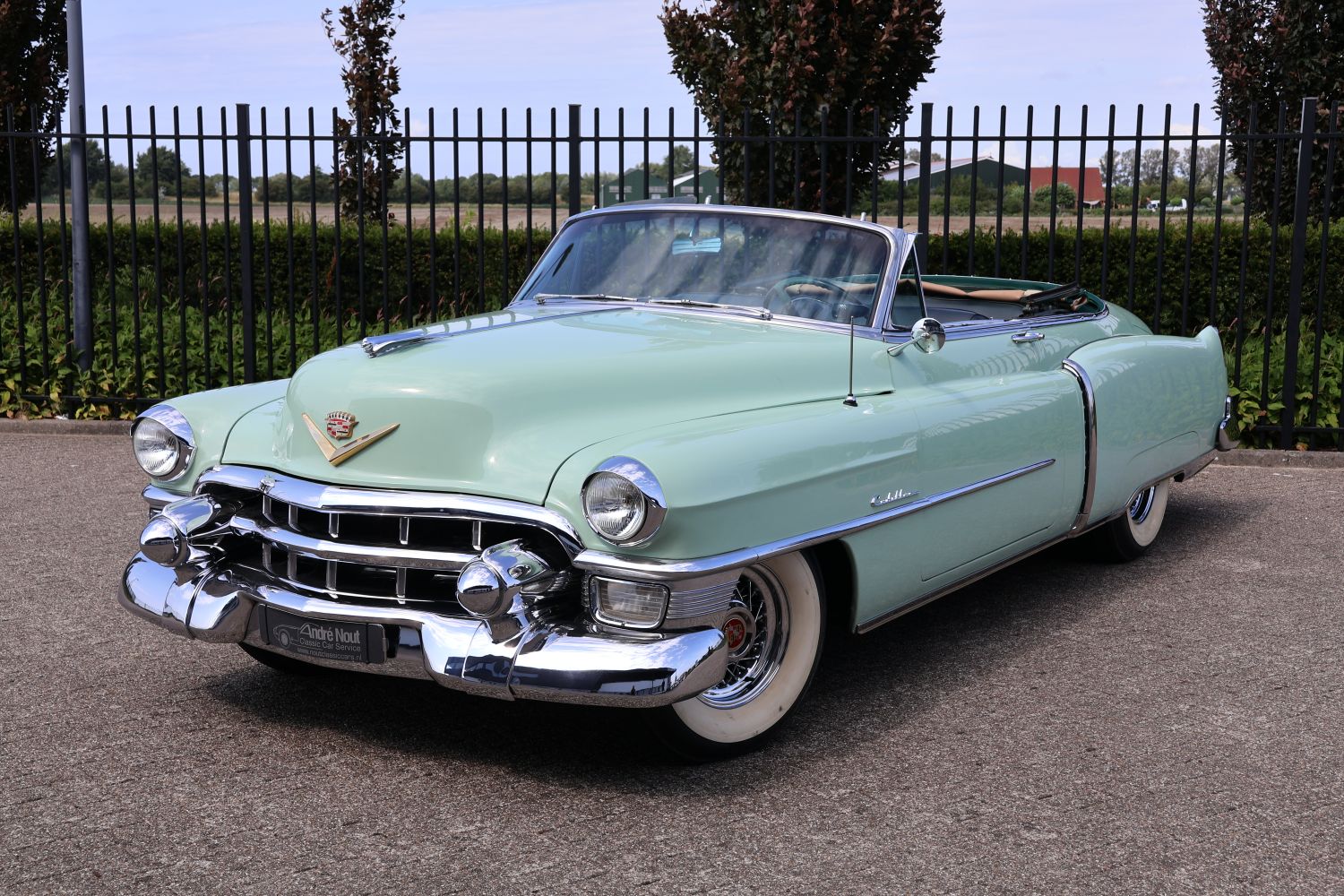 001img013cadillac Series 62 Covertible